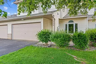 1234 Crystal Pl E, Chaska, MN 55318 - Photo 5