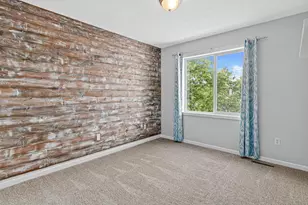 1234 Crystal Pl E, Chaska, MN 55318 - Photo 21
