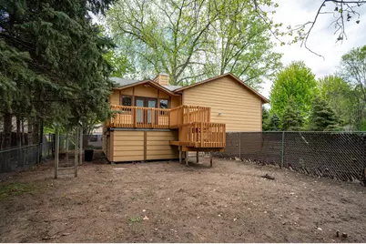 8001 Aldrich Avenue N, Brooklyn Park, MN 55444 - Photo 17