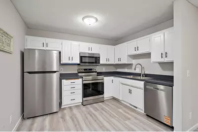 8001 Aldrich Avenue N, Brooklyn Park, MN 55444 - Photo 5