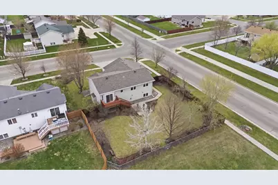 1626 16th Street E, West Fargo, ND 58078 - Photo 5