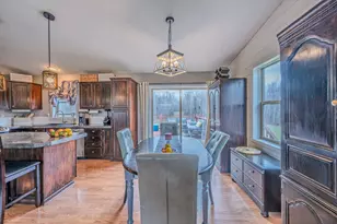 11212 Pozar Rd, Chisholm, MN 55719 - Photo 5