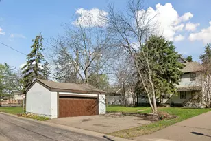 765 Edgerton Street E, Saint Paul, MN 55130 - Photo 13