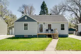 1630 6th Ave S, Fargo,  58103 - Photo 3