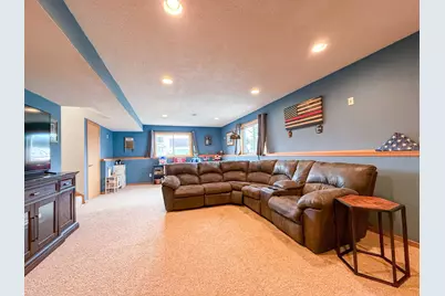 546 6th Street SW, Pine Island, MN 55963 - Photo 9