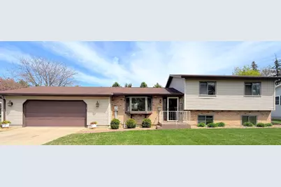 480 1st Street E, Tracy, MN 56175 - Photo 1