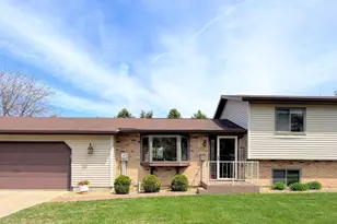 480 1st St E, Tracy, MN 56175 - Photo 1