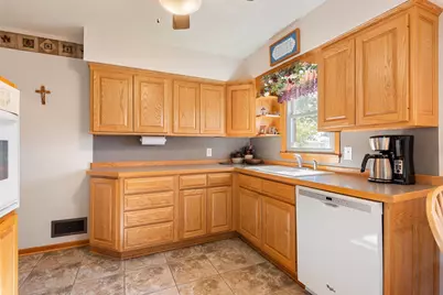 1900 5th Avenue SE, Austin, MN 55912 - Photo 19