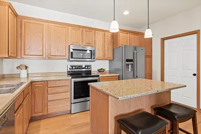 12315 Zumbrota Circle NE #C, Blaine, MN 55449 - Photo 7