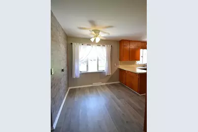 621 W Crescent Lane, Litchfield, MN 55355 - Photo 5