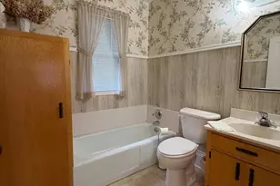 504 N Estey St, Luverne, MN 56156 - Photo 23