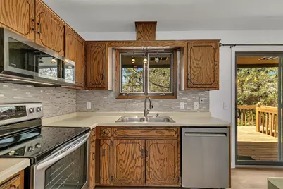 1391 Riverside Avenue N, Sartell, MN 56377 - Photo 11