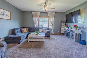 339 11th St NE, Milaca, MN 56353 - Photo 7