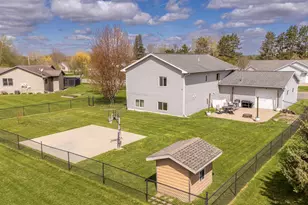 339 11th St NE, Milaca, MN 56353 - Photo 11