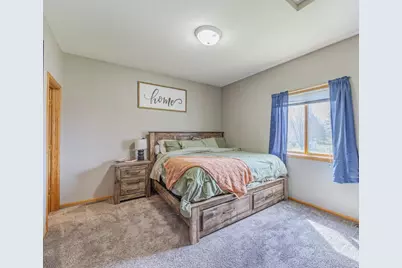 339 11th Street NE, Milaca, MN 56353 - Photo 17