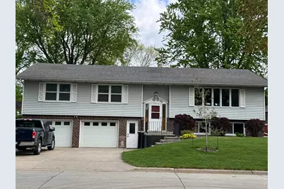 799 4th Street SW, Wells, MN 56097 - Photo 1