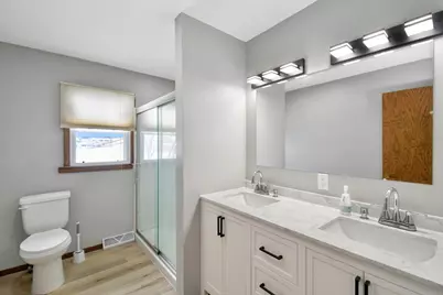 202 5th Street E, West Fargo, ND 58078 - Photo 9