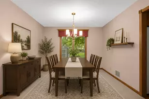 1705 James Ct, Burnsville, MN 55337 - Photo 17