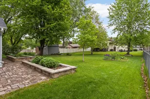 1705 James Ct, Burnsville, MN 55337 - Photo 41