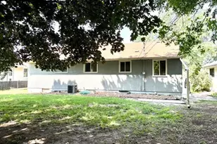 114 20th Ave N, South Saint Paul, MN 55075 - Photo 7