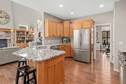 4850 Fable Hill Parkway N, Hugo, MN 55038 - Photo 9