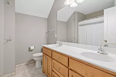 4850 Fable Hill Parkway N, Hugo, MN 55038 - Photo 13