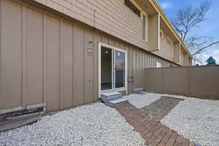 323 E 43rd St, Minneapolis, MN 55409 - Photo 31