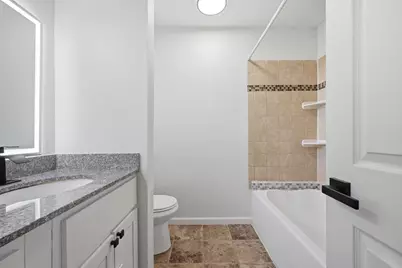 323 E 43rd Street, Minneapolis, MN 55409 - Photo 21