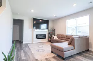 12744 Erskin St NE, Blaine, MN 55449 - Photo 7