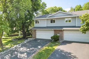 6102 Creek View Trail, Minnetonka, MN 55345 - Photo 3