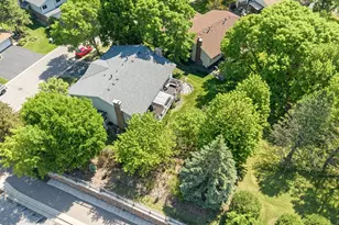 6102 Creek View Trail, Minnetonka, MN 55345 - Photo 27