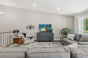 6102 Creek View Trail, Minnetonka, MN 55345 - Photo 7