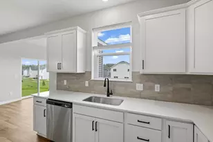10545 Glenbrook Ave S, Cottage Grove, MN 55016 - Photo 5