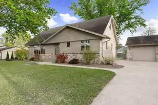 406 NE Grove St, Brownsdale, MN 55918 - Photo 17
