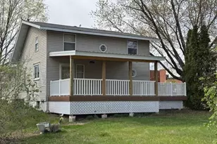 605 5th St, Pepin, WI 54759 - Photo 1