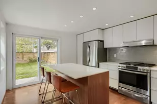 1310 Washington St NE, Minneapolis, MN 55413 - Photo 9