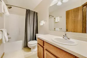 1915 E 122nd St, Burnsville, MN 55337 - Photo 15