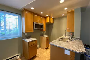 2637 S Pleasant Ave S, Minneapolis, MN 55408 - Photo 5