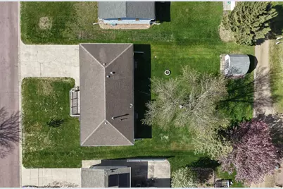 556 Elm Avenue, Westbrook, MN 56183 - Photo 5
