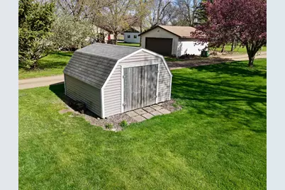 556 Elm Avenue, Westbrook, MN 56183 - Photo 5