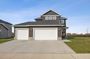 1526 6th Ave NE, Dilworth, MN 56529 - Photo 1