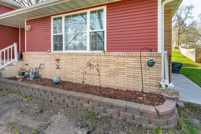 713 7th Avenue Circle SE, Pelican Rapids, MN 56572 - Photo 7