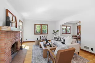 1457 Hoyt Ave W, Falcon Heights, MN 55108 - Photo 3