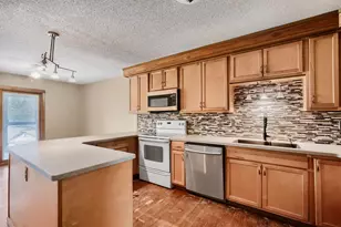2495 Canabury Dr, Little Canada, MN 55117 - Photo 9