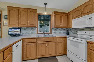 904 Sunwood Park Dr, Waite Park, MN 56387 - Photo 11