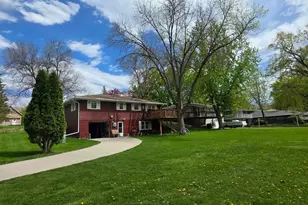 1702 Frank Hall Dr, Albert Lea, MN 56007 - Photo 59