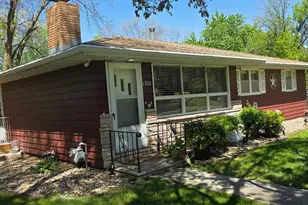 1702 Frank Hall Dr, Albert Lea, MN 56007 - Photo 1