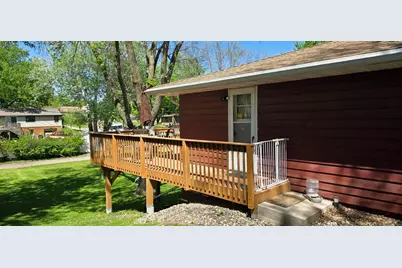 1702 Frank Hall Drive, Albert Lea, MN 56007 - Photo 5