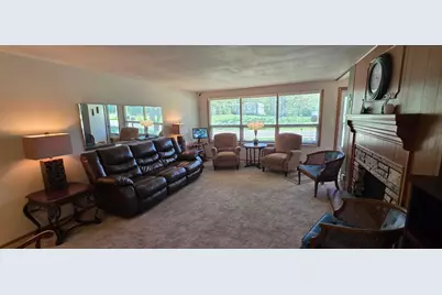 1702 Frank Hall Drive, Albert Lea, MN 56007 - Photo 13