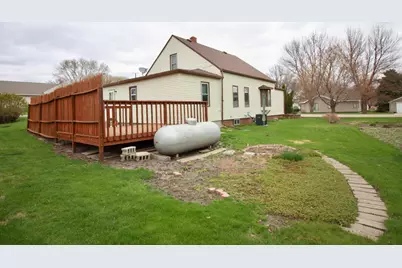 102 4th Avenue SE, Lidgerwood, ND 58053 - Photo 5